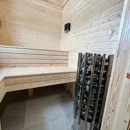 Lomnica Vysoke Tatry * Vel'ka Lomnica